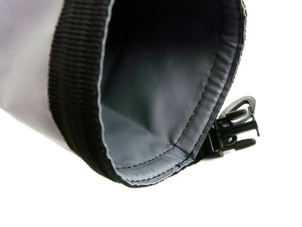 画像4: ガオバブ(Gaobabu)☆Gaobabu防水ドライバッグ(2Lタイプ) (4)